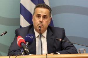 Παπασταύρου: Καμία βάση για να αντιδράσει η Τουρκία στις έρευνες υδρογονανθράκων νότια της Κρήτης