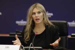 Επεισόδιο με τον πατέρα της Καϊλή στις φυλακές του Χάρεν: Επιτέθηκε στην κάμερα πριν το επισκεπτήριο - εικόνα 2