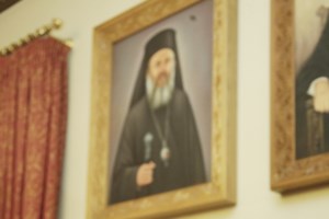 Κιβωτός του Κόσμου - Ξεσπά η πρεσβυτέρα: "Μας πέταξαν έξω από το σπίτι μας - Ο κόσμος έπαψε να δίνει δωρεές" [Βίντεο]