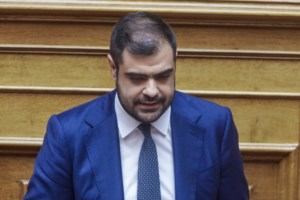 Μαρινάκης για Τέμπη: Δεν μπορούμε να παρέμβουμε στο έργο της Δικαιοσύνης- Υπερασπίστηκε την κάλυψη των διαδηλώσεων από την ΕΡΤ