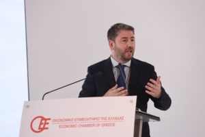 Ακρίβεια: Ζεματάει η τιμή του παγωτού, μια μπάλα  κοντεύει να φτάσει τα 3 ευρώ