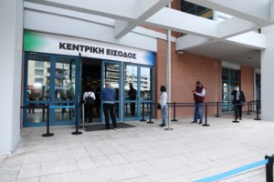 Βήμα-βήμα η επιστροφή στην κανονικότητα: Ελεύθερες οι διαδημοτικές μετακινήσεις, τέλος τα SMS από τις 15 Μαΐου - εικόνα 4