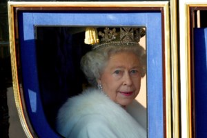 Ελισάβετ: Επίσημα αποκαλυπτήρια του τάφου της Βασίλισσας - Επισκέψιμος για το κοινό - εικόνα 2