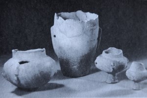 Guardian: Ο οίκος Christie's αποσύρει από δημοπρασία αρχαία ελληνικά αγγεία που συνδέονται με κύκλωμα αρχαιοκαπηλίας