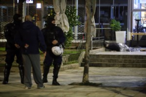Θεσσαλονίκη- Θάνατος 21χρονης: Είναι έγκλημα λέει η οικογένεια, που διαψεύδει ότι έπεσε στην προσπάθειά της να βγάλει σέλφι
