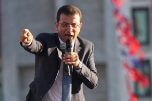 Εκρέμ Ιμάμογλου για την καταδίκη του: "Αδιανόητη και πολιτική η απόφαση" - Τρίβει τα χέρια του ο Ερντογάν - εικόνα 2