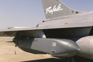 Εξοπλίζεται η Ουκρανία: Μετά τους πυραύλους από ΗΠΑ και Βρετανία πήρε τεθωρακισμένα από τη Γερμανία- Παρέδωσε δύο F-16 η Ολλανδία - εικόνα 5