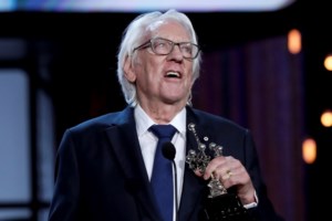 Ο Ντόναλντ Σάδερλαντ είχε αποφρακτική πνευμονοπάθεια - Ήταν διαβόητος καπνιστής τεσσάρων πακέτων την ημέρα