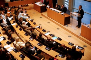 Παράτυποι εμβολιασμοί στη Θεσσαλονίκη: Ανήκω σε ευπαθή ομάδα, λεει η αντιδήμαρχος που "ξηλώθηκε"