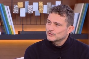 Γιώργος Καραμίχος για τον καρκίνο: Μαζί με το κομμάτι του πνεύμονα, αφαιρέθηκαν και πολλοί άνθρωποι από τη ζωή μου