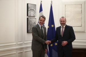 "Ώρα του Πρωθυπουργού": Ο Μητσοτάκης απαντά σε ερώτηση του Νίκου Ανδρουλάκη για τη στεγαστική κρίση