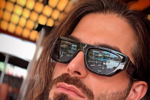 Άρης Μουγκοπέτρος: Δεύτερη πολύ σημαντική επέμβαση στο μάτι του - Το μήνυμα και η πρώτη φωτογραφία