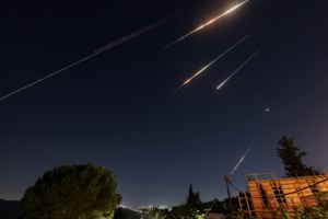 Ισραήλ: Πώς η Μοσάντ χτύπησε μέσα στην ιρανική επικράτεια - Το τέχνασμα με τις παραπλανητικές ενημερώσεις και τα κρυφά όπλα - εικόνα 4