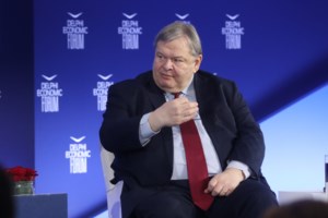 Πατέλης: Η μεγαλύτερη απειλή να γίνει η ακρίβεια ενδημικό πρόβλημα - Έρχεται παγκόσμια αύξηση επιτοκίων