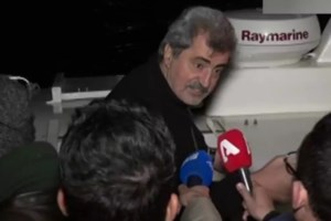 Ο Πολάκης επιτέθηκε χυδαία στον σκιτσογράφο της "Καθημερινής", Ηλία Μακρή, επειδή δεν του άρεσε το σκίτσο