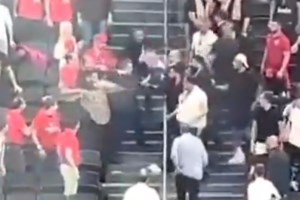 Γιώργος Μπαρτζώκας: Ο "σκακιστής" με το "κομμουνιστικό" μπάσκετ που έκανε τελικά ρουά ματ - εικόνα 2