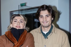 Υπέροχος Κώστας Νικούλι: "Νομίζω είμαι ερωτευμένος με τον γιο μου.Δεν θέλω να φεύγω από το σπίτι καθόλου"