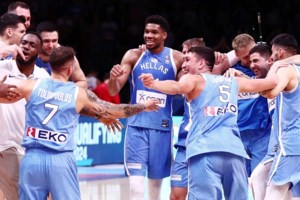 Η Μαρέβα Γκραμπόφσκι βλέπει μπάσκετ: Παρακολούθησε την πρόκριση της Εθνικής στους Ολυμπιακούς [εικόνες] - εικόνα 5