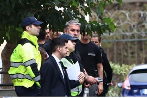 Μεταμόρφωση: Στο ίδιο κρητικό γλέντι που διασκέδαζε ο Μπισμπίκης έγινε η συμπλοκή 20 ατόμων με μαχαιριές