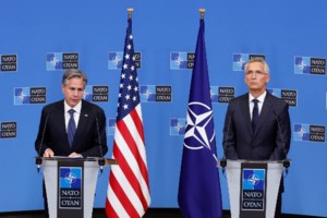 Μπλίνκεν για ομαδικό τάφο στο Ιζιούμ: "Η Ρωσία ενεργεί με αποτρόπαιο τρόπο"