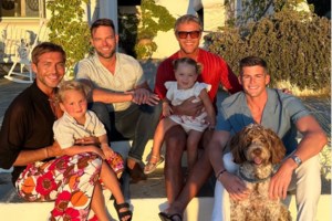 Βραδινή έξοδος στη Μύκονο για τον Στέφανο Κασσελάκη - Για ποτό σε κοσμικό bar restaurant με τον Τάιλερ Μακμπέθ