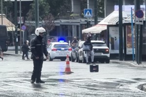 Λήξη συναγερμού στην Αθήνα: Χαρτοφύλακας το ύποπτο αντικείμενο που βρέθηκε στη Μητροπόλεως