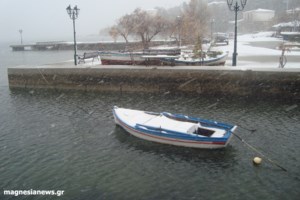 Κακοκαιρία "Φίλιππος": Πυκνό χιόνι στα βόρεια προάστια της Αθήνας - Πώς θα εξελιχθούν τα φαινόμενα τις επόμενες ώρες - εικόνα 9