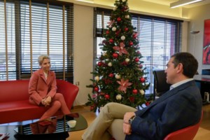 Απάντηση ΣΥΡΙΖΑ σε Μητσοτάκη: Θέλει θράσος για να μιλά ο πορφυρογέννητος γόνος για "αριστερά του χαβιαριού"