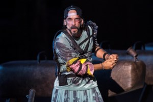 Επίτιμοι δημότες Σκιάθου οι χολιγουντιανοί σταρ Richard Romanus και Anthea Sylbert