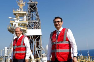 Δείτε την ανακατάληψη βραχονησίδας από τα "βατράχια" του ΠΝ - Βίντεο - εικόνα 2