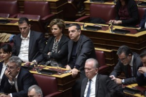 Ο Αλέξης Τσίπρας στα πρακτικά φαίνεται να καταψήφισε τις αμυντικές δαπάνες – "Τεχνικό λάθος" λέει ο ΣΥΡΙΖΑ