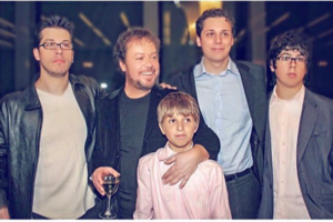 Χάρης Βαρθακούρης: Γενέθλια και επέτειος μαζί - Το μήνυμα της Αντελίνας για τα 11 χρόνια γάμου - εικόνα 2