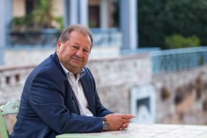 Προκηρύχθηκαν 298 θέσεις γιατρών διαφόρων ειδικοτήτων: Ποια νοσοκομεία αφορά - Η ανάρτηση Γεωργιάδη