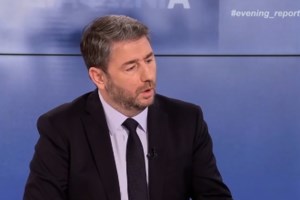 Σε θέση μάχης το ΠΑΣΟΚ για τον προϋπολογισμό - Με εναλλακτική πρόταση διακυβέρνησης στη Βουλή ο Ανδρουλάκης