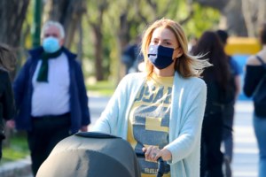 Η ηθοποιός Κρυσταλλία Κεφαλούδη εξομολογείται: Η κατάσταση στον χώρο μας μοιάζει με εμπόλεμη ζώνη - Είναι χρονιά καθαρτήριο - εικόνα 4