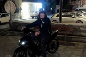 Βόλος: Μεγάλη φωτιά σε σπίτι - Μαρτυρίες γειτόνων για έκρηξη πριν την εκδήλωσή της