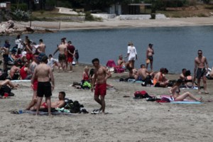 Καθηγητής μετεωρολογίας: Κάθε δέκα χρόνια έχουμε τέτοιο καύσωνα τον Μάιο - Γιατί δεν συνδέεται με την καραντίνα