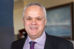 "Είμαι συγκινημένος…": Η πρώτη δήλωση Μπελέρη μετά την άδεια που πήρε για να ορκιστεί ευρωβουλευτής