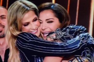 Καλομοίρα: Η Χριστουγεννιάτικη φωτογραφία και η συγκλονιστική ομοιότητα με την κόρη της