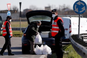 Κορονοϊός: Τέλος τα νυχτοπερπατήματα στο Μαϊάμι - Απαγόρευση κυκλοφορίας από τις 10 το βράδυ μέχρι τις 6 το πρωί - εικόνα 4