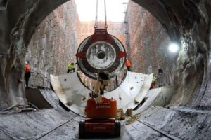 Μετρό Θεσσαλονίκης: Πραγματοποιήθηκε το πρώτο δοκιμαστικό δρομολόγιο με επιβάτες [εικόνες - βίντεο] - εικόνα 6