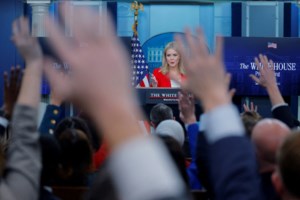 ΗΠΑ: Ο Τραμπ αναστέλλει την επιβολή δασμών για τα προϊόντα από το Μεξικό μέχρι τις 2 Απριλίου