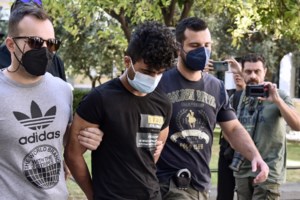 Δικηγόρος οικογένειας 17χρονης: Ο Πακιστανός είχε δυο συνεργούς - Προσχεδιασμένη η δολοφονία της Νικολέτας - εικόνα 2