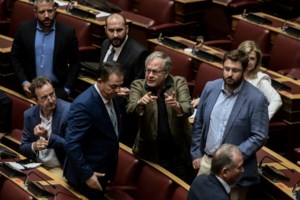 Βουλευτής Μάρκου (ΣΥΡΙΖΑ): Χυδαιολόγος και διπλοθεσίτης- Δεν μετανιώνει, δεν παραιτείται - εικόνα 8