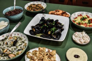 Καθαρά Δευτέρα: Πώς λειτουργεί η αγορά σε Βαρβάκειο και Ρέντη - Τι ισχύει για λαϊκές αγορές, σούπερ μάρκετ