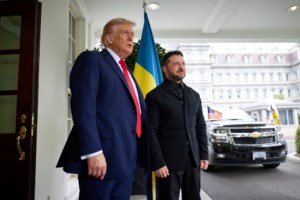 Ανάλυση New York Times: Μπορεί ο Ζελένσκι να εμπιστευτεί τον Τραμπ;