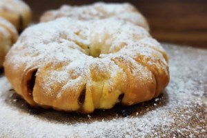 Συνταγή: Cheesecake ferrero, όνειρο - Με πραλίνα φουντουκιού, δεν θέλει καν ψήσιμο