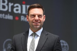 Παρέμβαση Κασσελάκη για τον 18χρονο Μάριο - Επείγουσα μεταμόσχευση ήπατος στο Τορίνο