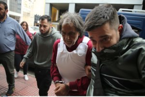 Σαλαμίνα: "Τον συντηρούσα με τη σύνταξή μου, είναι τρισάθλιος" - Ξεσπά η μητέρα της Γεωργίας για τον 71χρονο