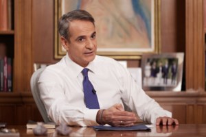 Παρασκήνιο: Γιατί ο Μητσοτάκης καρφώνει το ΠΑΣΟΚ - Τι κρύβει η επίθεσή του για την ψήφο των αποδήμων